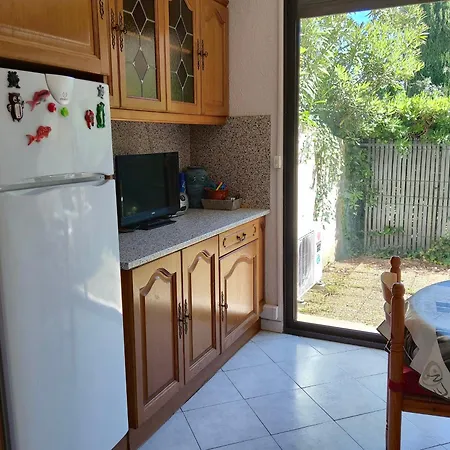 Climatise Avec Jardinet, Piscine Et Parking A 500m De La - Fr-1-776-96 Argeles-sur-Mer